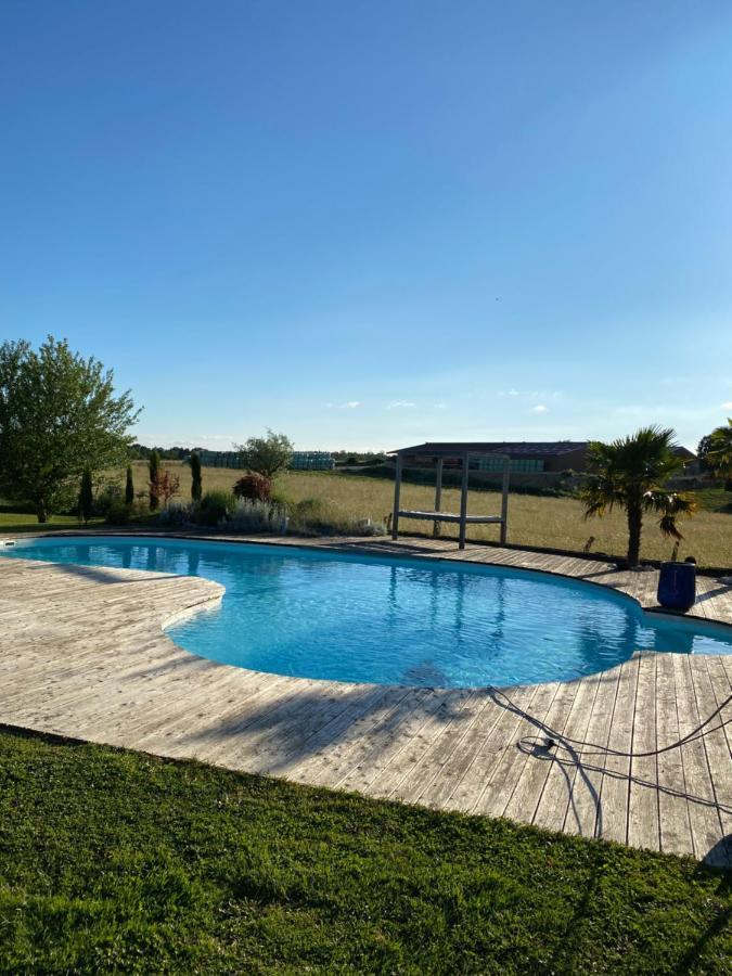 Agreable Chambre D'Hote Calme Avec Piscine Souvans Eksteriør billede