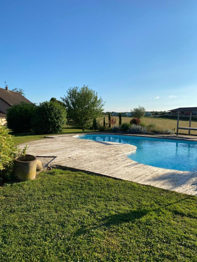 Agreable Chambre D'Hote Calme Avec Piscine Souvans Eksteriør billede